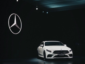 2017 Los Angeles Auto Show: 2018 Mercedes-Benz CLS Revealed