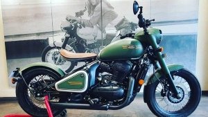 Jawa Perak Spotted In Matte Green Paint Scheme: Here’s Everything You Need To Know