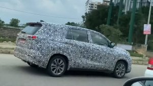 Spy Pics: Toyota Innova Hycross Spotted Testing